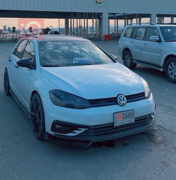 Volkswagen Golf 2018 for sale in Iraq - Baghdad